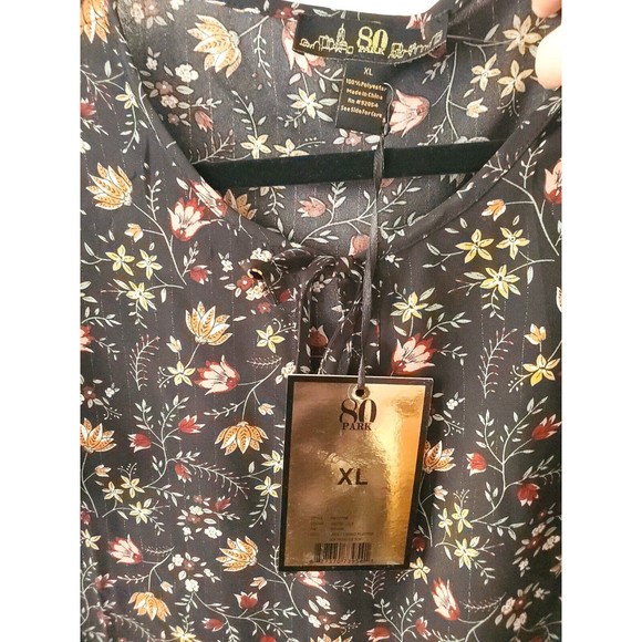 NWT  80 Park Size XL Women's Blouse Color: Sword Lily Lara Tiered Flutter - Picture 2 of 7